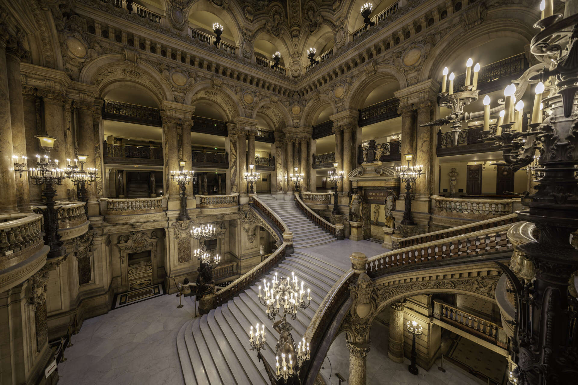 Opéra Garnier, le grand escalier © CRT IDF/Buchet