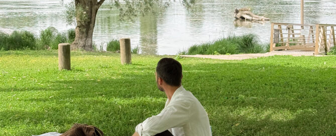 Trois maisons, un peintre : un séjour à vélo dans l'intimité de Monet : déjeuner sur l'herbe à Lavacourt © Florin DeFrance